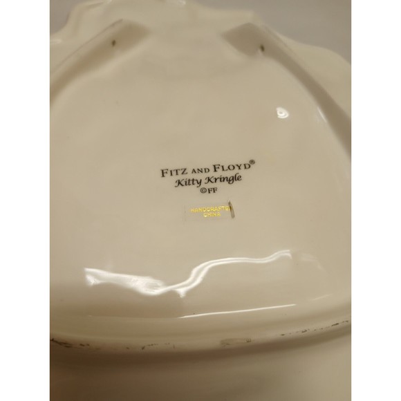 Fitz and Floyd Kitty Kringle Christmas Cat Decorative Plate Holes to Hang - Picture 4 of 4